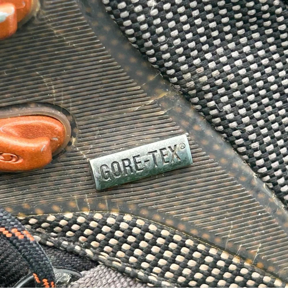 Salomon Gore-Tex Hiking Boots Mens Seamless Technology Ground‎ Control Black